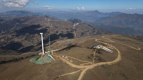 在大涼山播種綠色風能