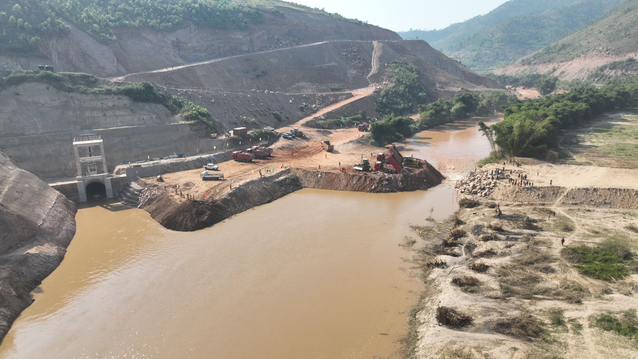 中國(guó)電建承建的盧旺達(dá)最大水電站全面開(kāi)工