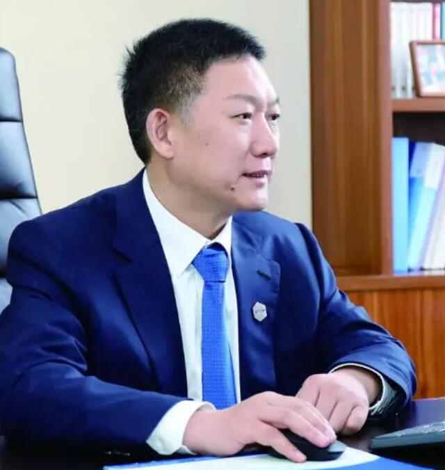 全國人大代表、邦普循環(huán)總裁李長東：支持企業(yè)全球布局新能源用礦產資源