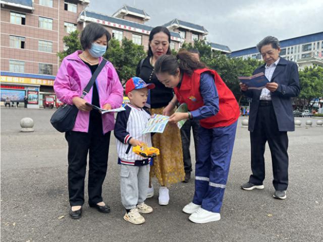 四川能投高縣電力團(tuán)總支書(shū)記榮獲“宜賓市優(yōu)秀共青團(tuán)干部”稱號(hào)