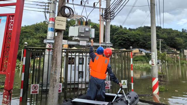 廣東梅州已有超10萬戶受影響用戶恢復(fù)正常供電