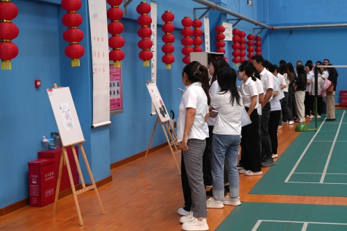 水電十一局舉辦慶祝建國(guó)75周年書(shū)法、繪畫(huà)作品展