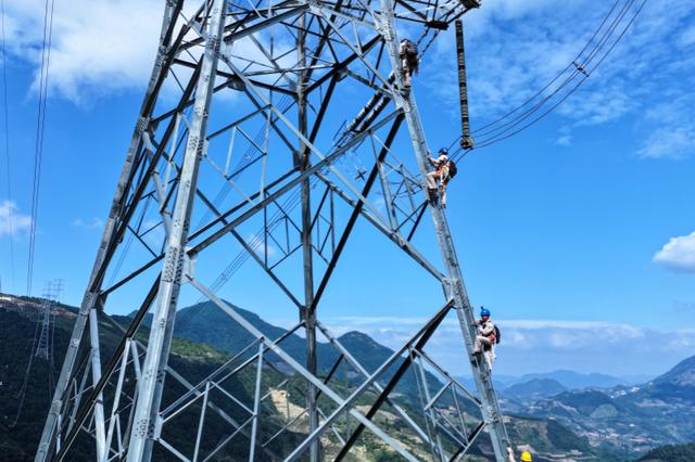 國家電網(wǎng)跨省跨區(qū)互濟助力冬季電力保供