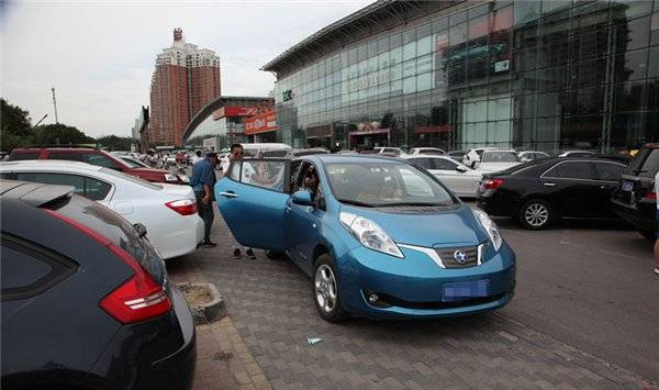 一年新車對折賣 新能源二手車何去何從？